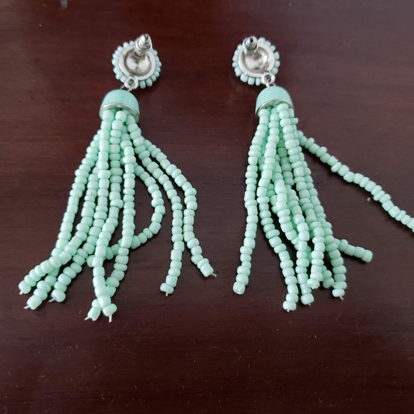 NWOT Teal DSW beads earrings long - Picture 3 of 3